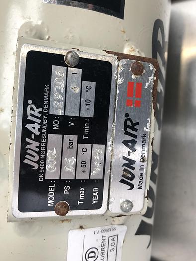 Used Jun Air Model 600 Oil Less Air Compressor