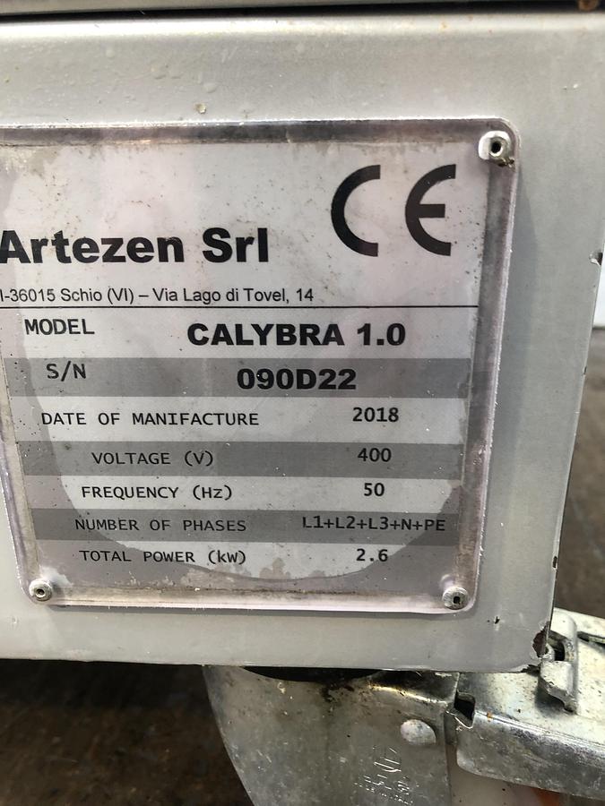 Used Artezen Calybra 1.0 Volumetric Dough Divider, 260-1050g