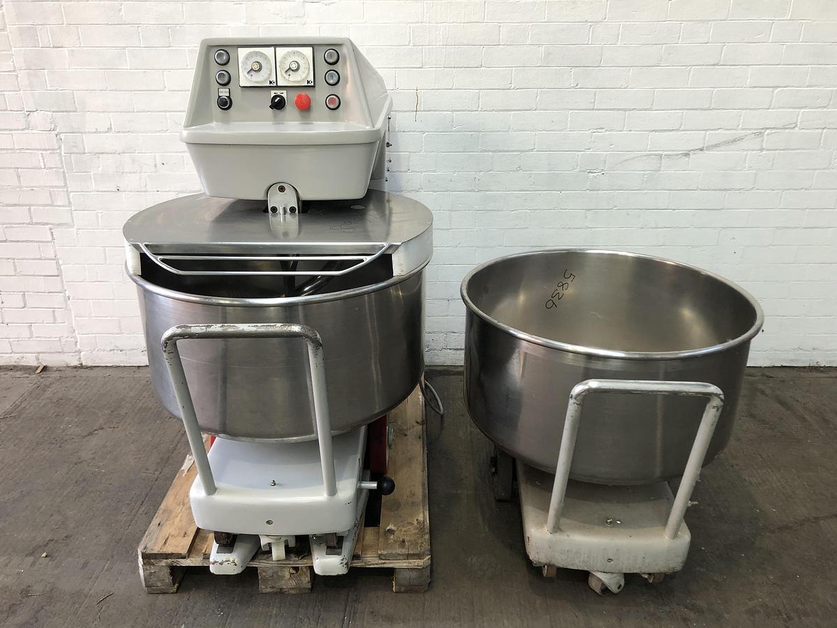 Used Kemper ST75A, 120kg (dough capacity) Spiral Mixer, 2 speed, 2 timers, supplied with 2 bowls