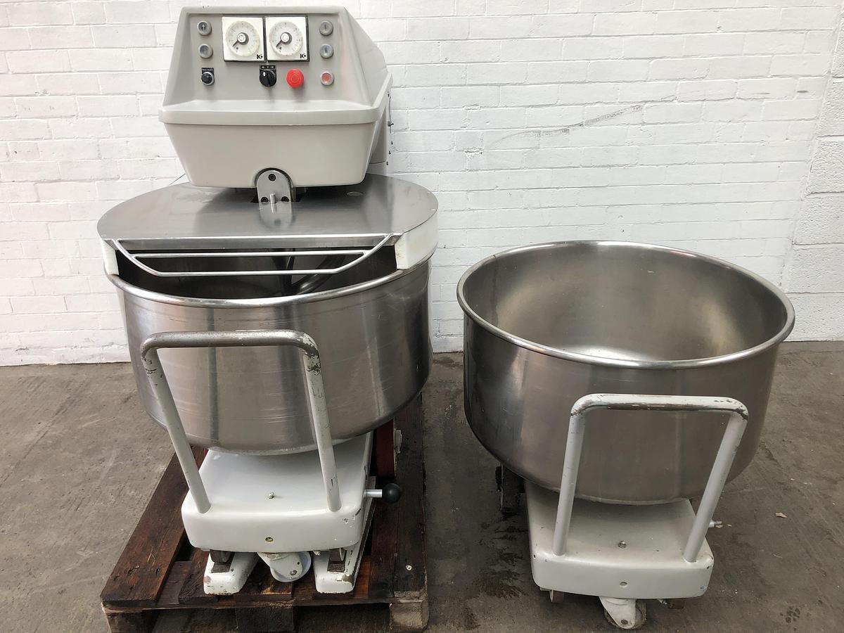Used Kemper ST75A, 120kg (dough capacity) Spiral Mixer, 2 speed, 2 timers, supplied with 2 bowls