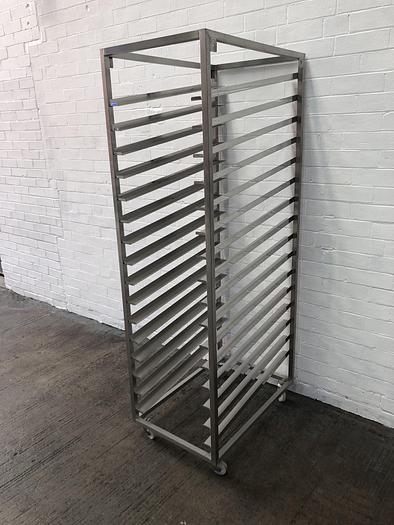 Used 18 X 30 16 Tray Bakery Display Rack