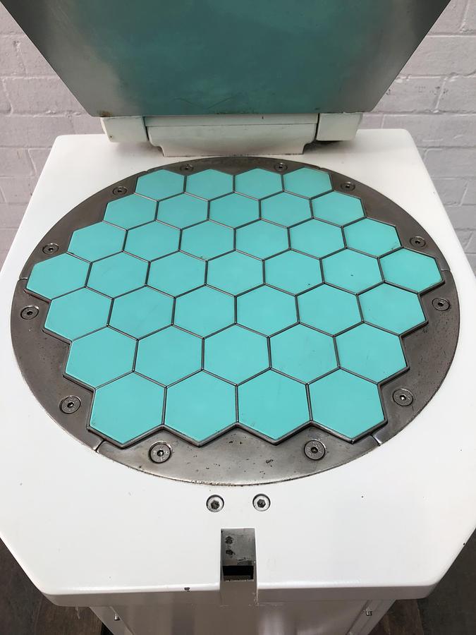 Refurbished Novapan 37Pc hexagonal Manual Scone Cutter