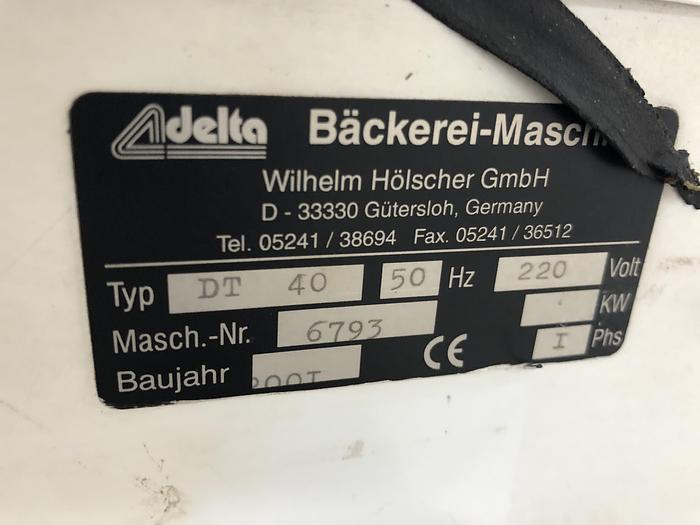 Used Delta DT 40 Table Top Bread Slicer