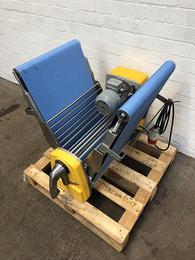 Used Rondo Table Top Single Phase Pastry Sheeter