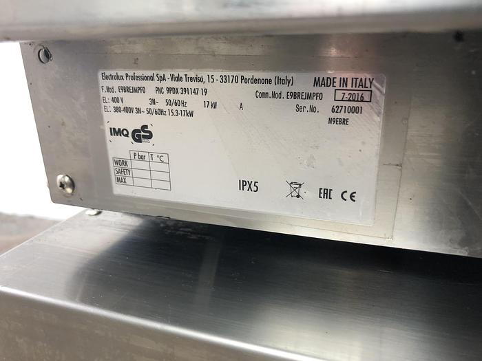 Used Electrolux E9BREJMPFO Brat Pan