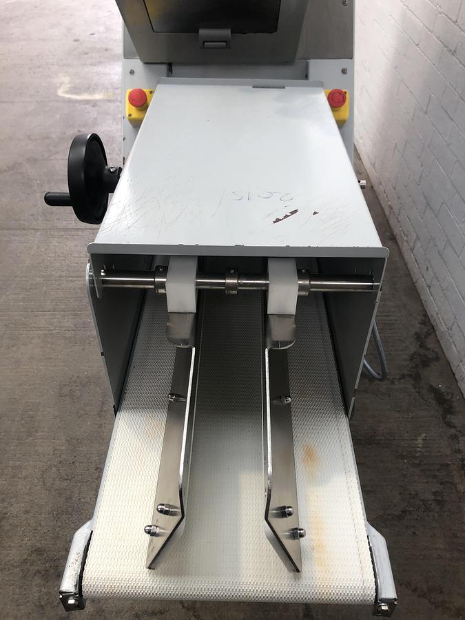 Used Mondial Forni SV2 Volumetric Dough Divider 260g - 1050g Weight Range