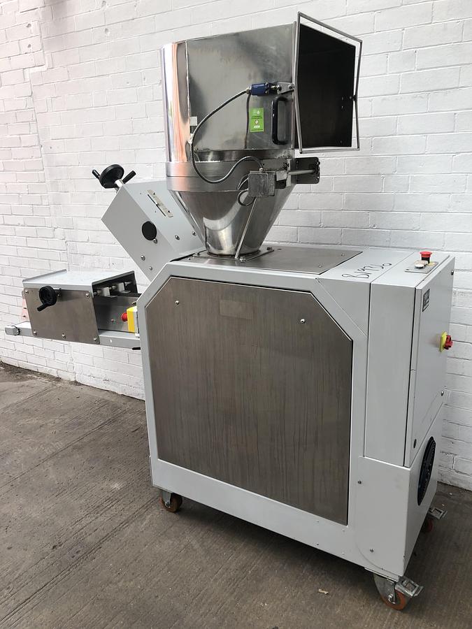 Used Mondial Forni SV2 Volumetric Dough Divider 260g - 1050g Weight Range
