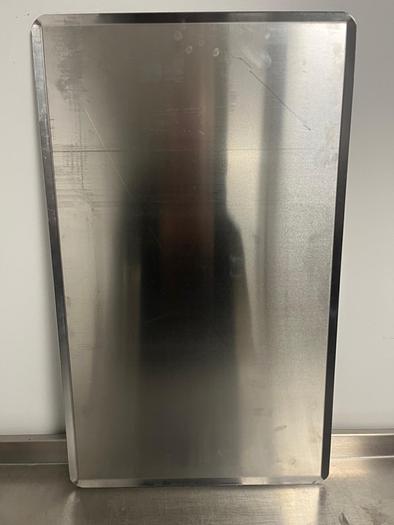 Used 18" x 30" Peel Lip Bakery Trays - Pack of 10