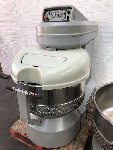 Used Mondial Forni Easy120, 120kg (dough capacity) spiral, 2 speed, 2 timers, supplied with 2 bowls