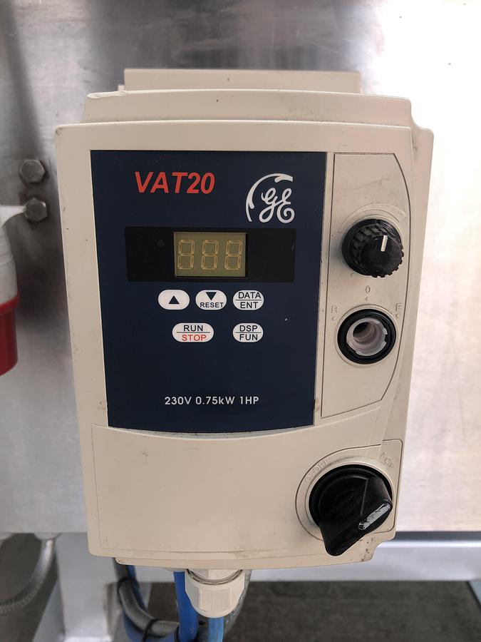 Used Oddy 2 Pocket Long Bed Pinner with New Belts Fitted