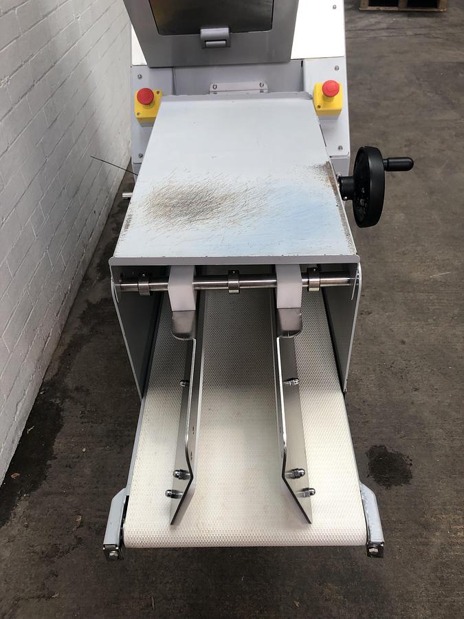 Used Mondial Forni SV2 Volumetric Dough Divider 260g - 1050g Weight Range