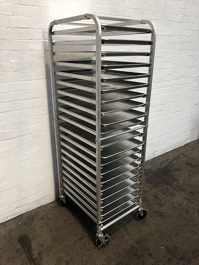Used Stainless Steel 20 Runner 655mm x 450mm Tray Size Gastro Rack