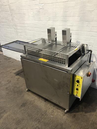 Used Mono Submerge Automatic Fryer - 18" x 30" Trays