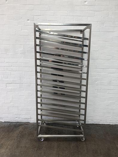 Used 18 X 30 16 Tray Bakery Display Rack