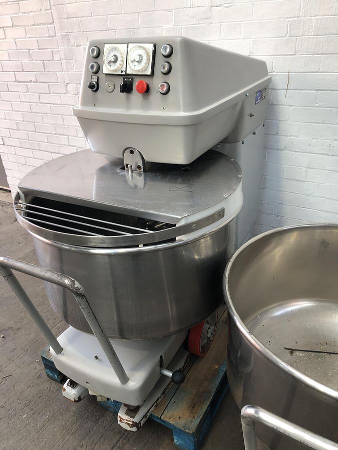 Used Kemper ST75A, 120kg (dough capacity) Spiral Mixer, 2 speed, 2 timers, supplied with 2 bowls