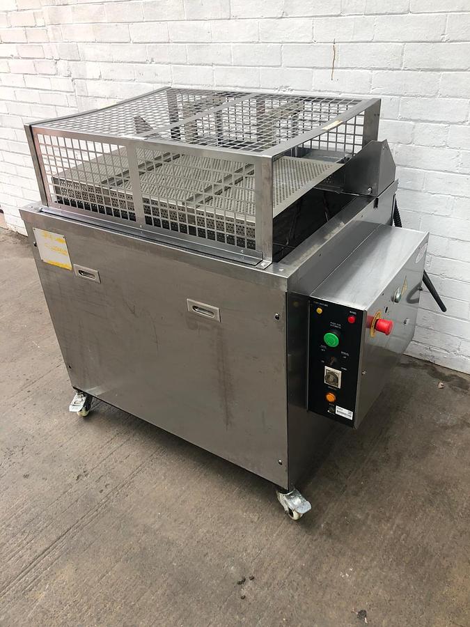 Used Mono Submerge Automatic Fryer - 18" x 30" Trays