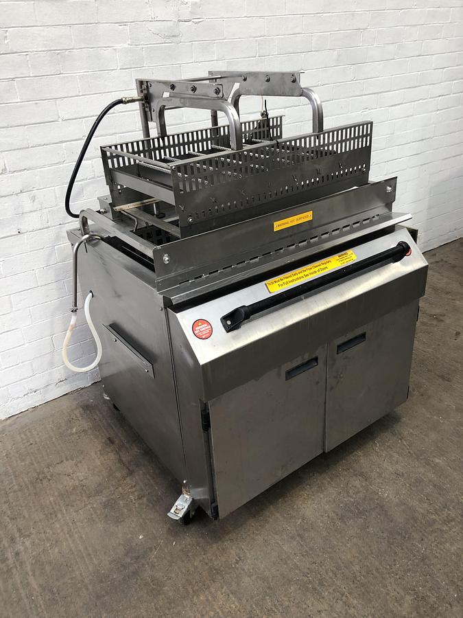Used Mono Aztec Doughnut fryer