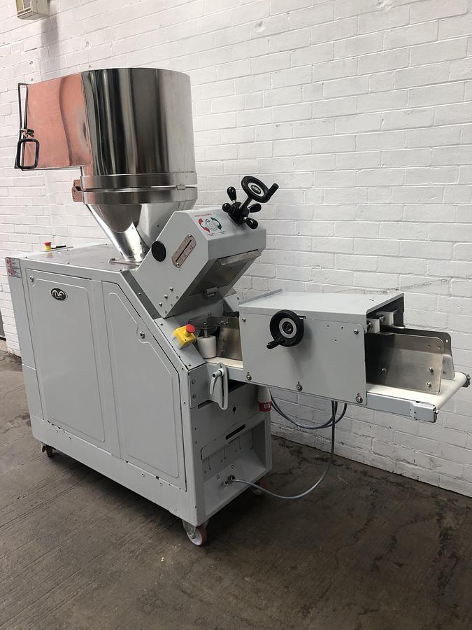 Used Mondial Forni SV2 Volumetric Dough Divider 260g - 1050g Weight Range