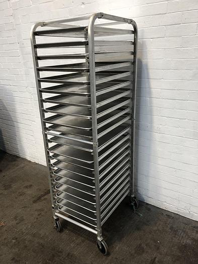 Used Stainless Steel 20 Runner 655mm x 450mm Tray Size Gastro Rack