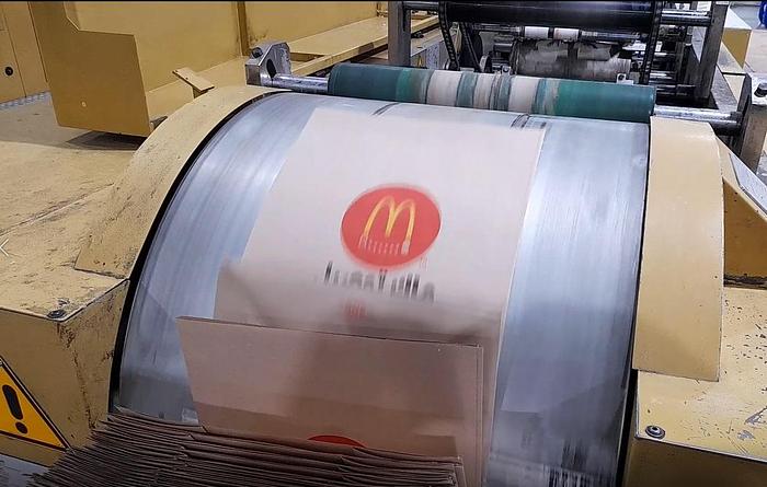 Used (visible in production) 2008 CURIONI SUN MASTER 540 - Paper bag making machine with twisted handles unit