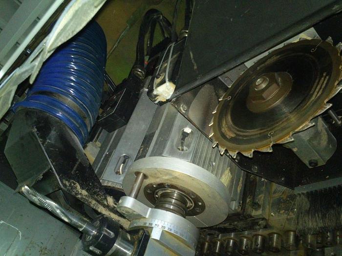 Usato CENTRO DI LAVORO BIESSE ROVER 336 CE 3 ASSI