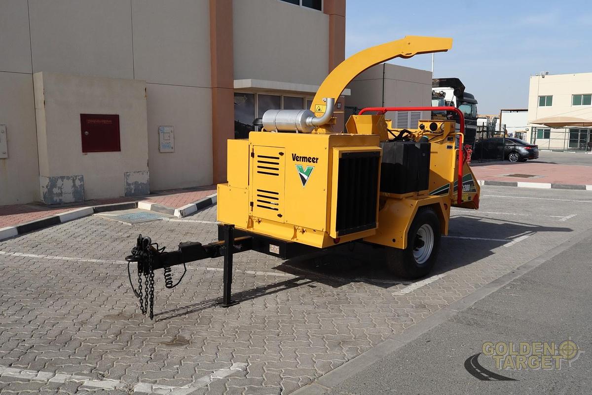 Used VERMEER BC1200XL Brush Chipper 2015