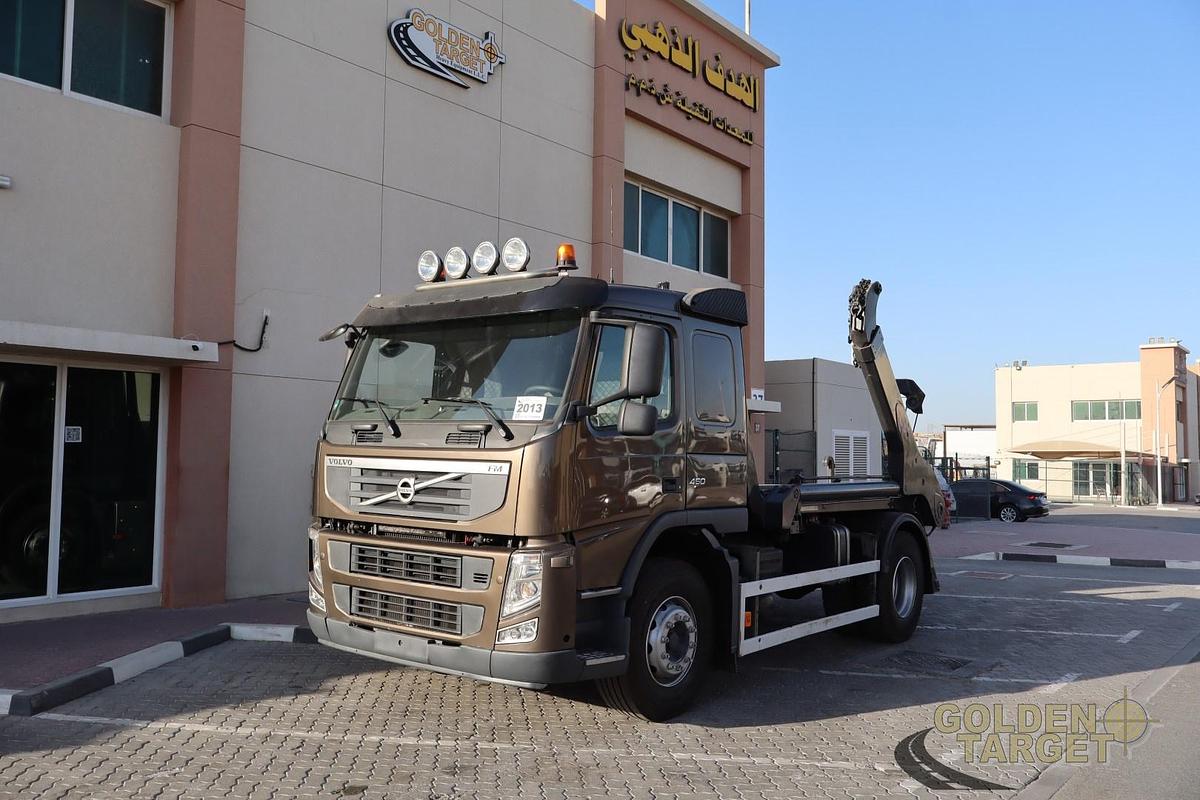 Used VOLVO FM440 4x2 Skip Loader 2013