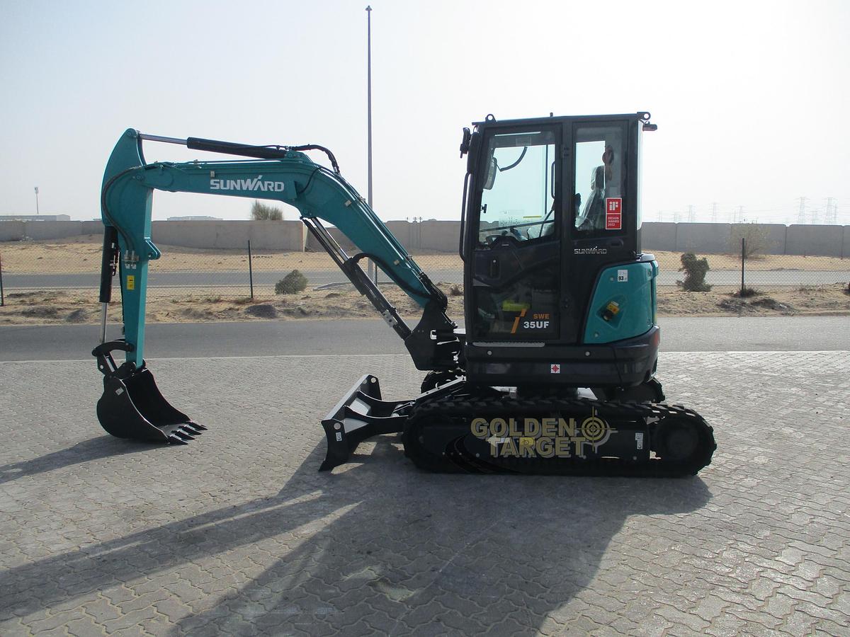 2024 SUNWARD SWE35UF Mini Excavator
