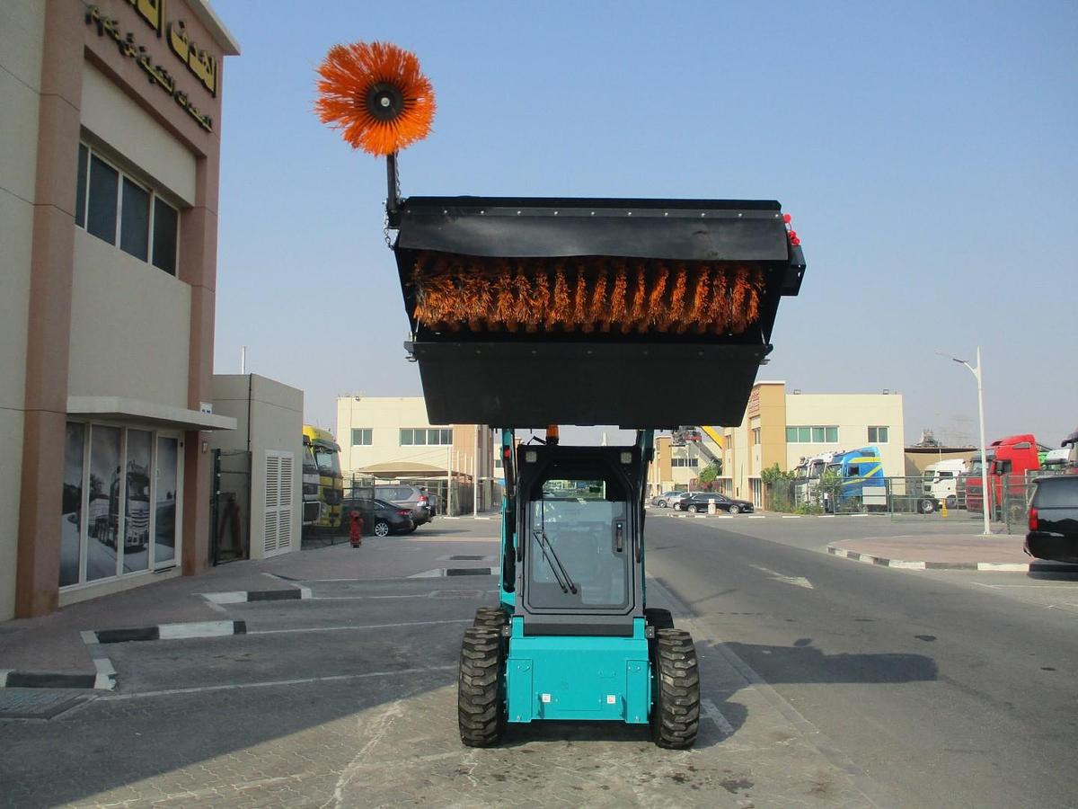 New Skid Steer Sweeper with side Brush 2025