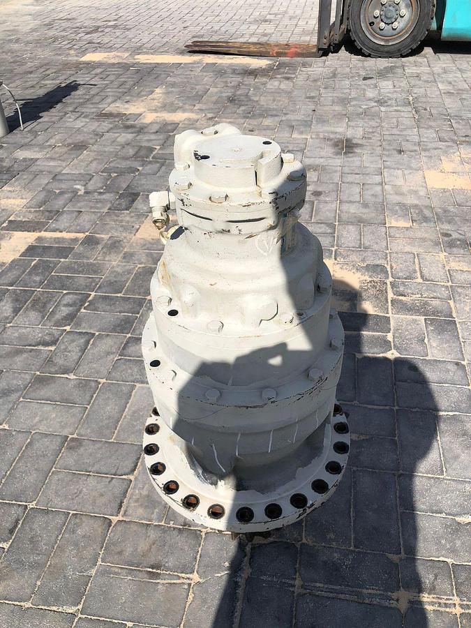 Used Tadano ATF-80 Hydraulic Swing Motor
