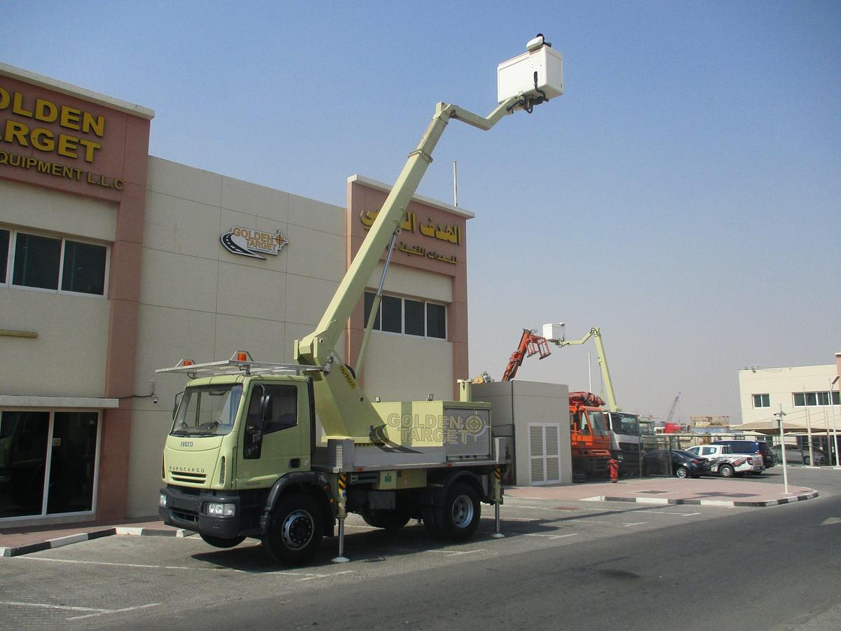 Used IVECO EuroCargo 180E28 4x2 PALFINGER P180 Manlift 2012