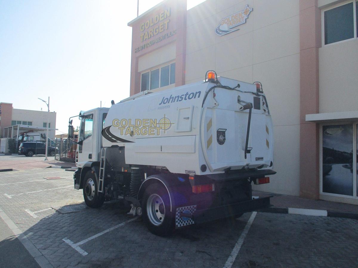 Used IVECO EUROCARGO 140E21 4x2 Sweeper Truck 2009