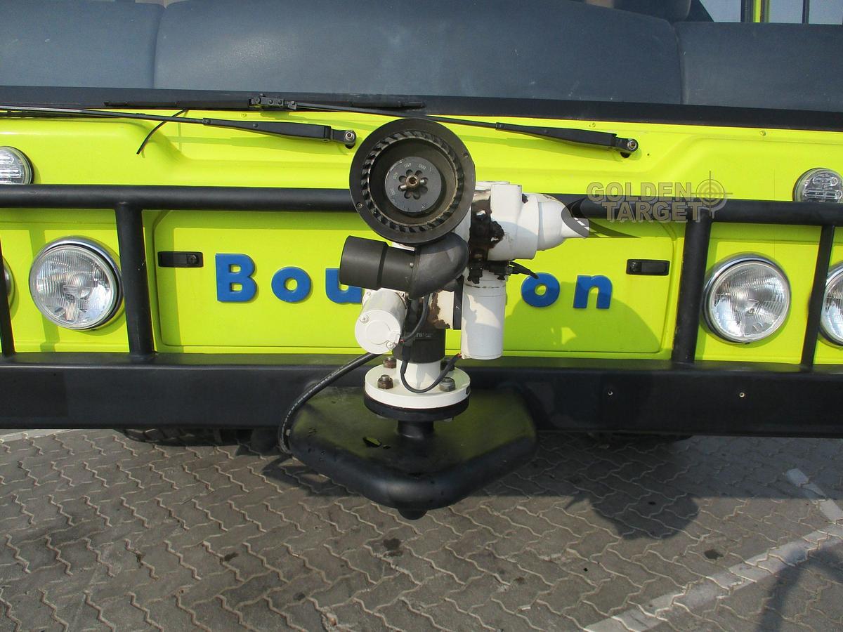 Used REYNOLDS BOUGHTON BARRACUDA 6×6 AIRPORT FIRE TRUCK 1994