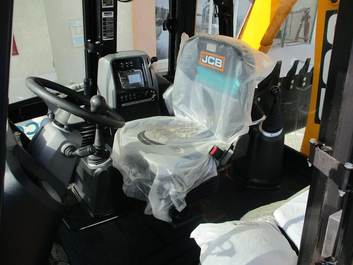 JCB 3DX PLUS 4x4 Backhoe Loader 2025