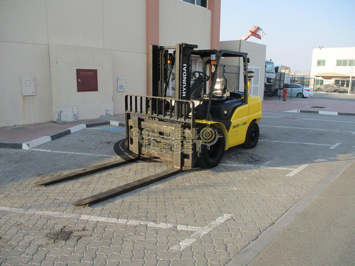 Used Hyundai 50D-9SA Diesel Forklift 2014