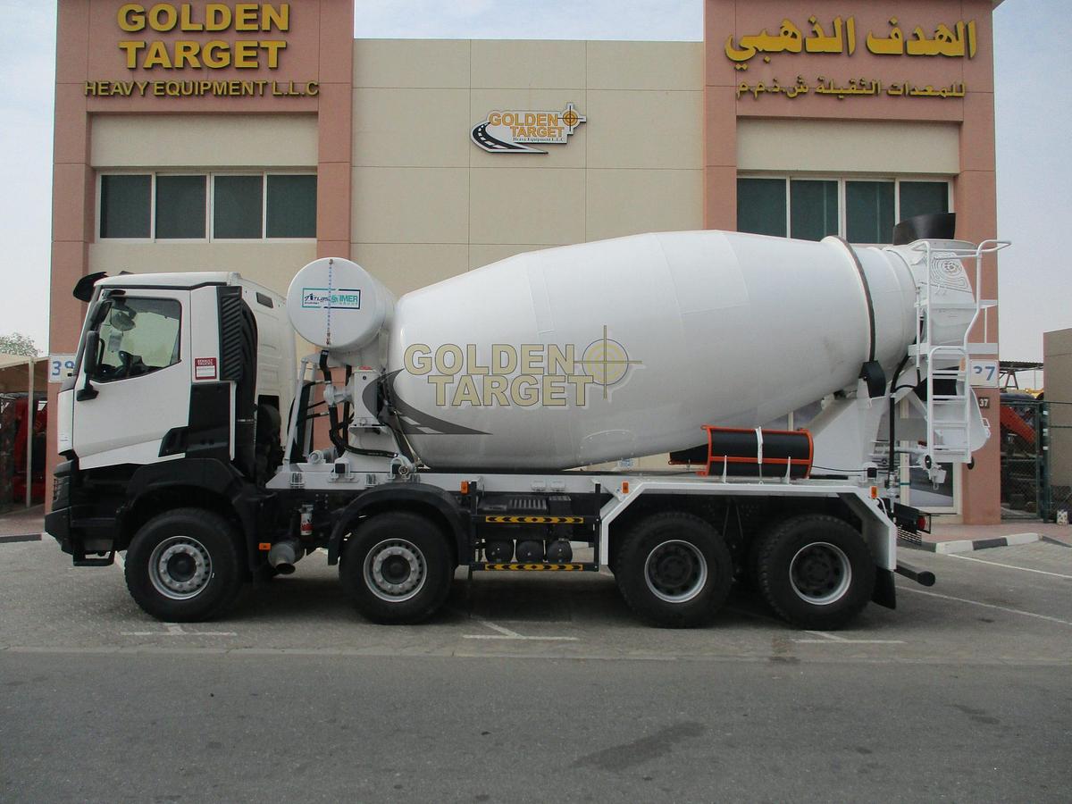 Renault K420 8×4 Mixer Truck 2022