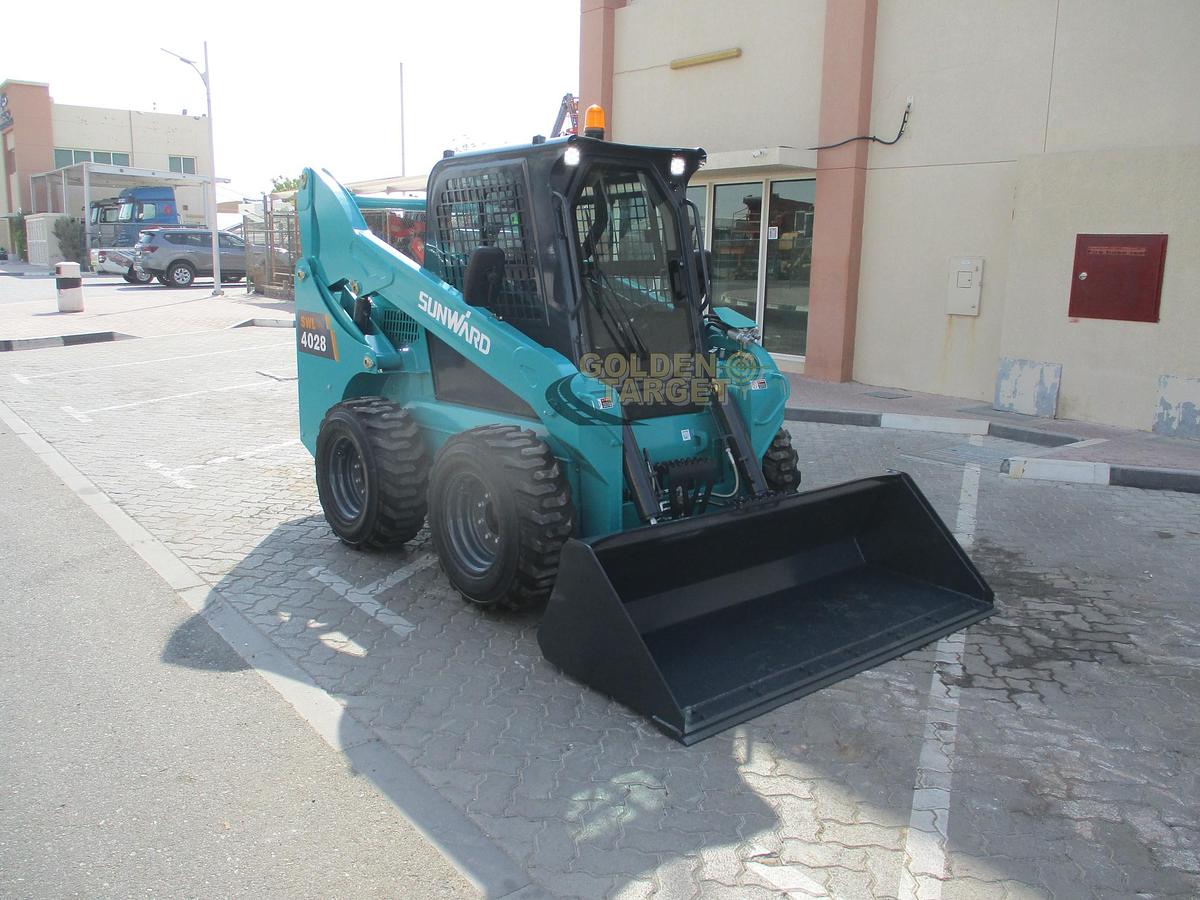 2025 SUNWARD SWL4028 Skid Steer Loader