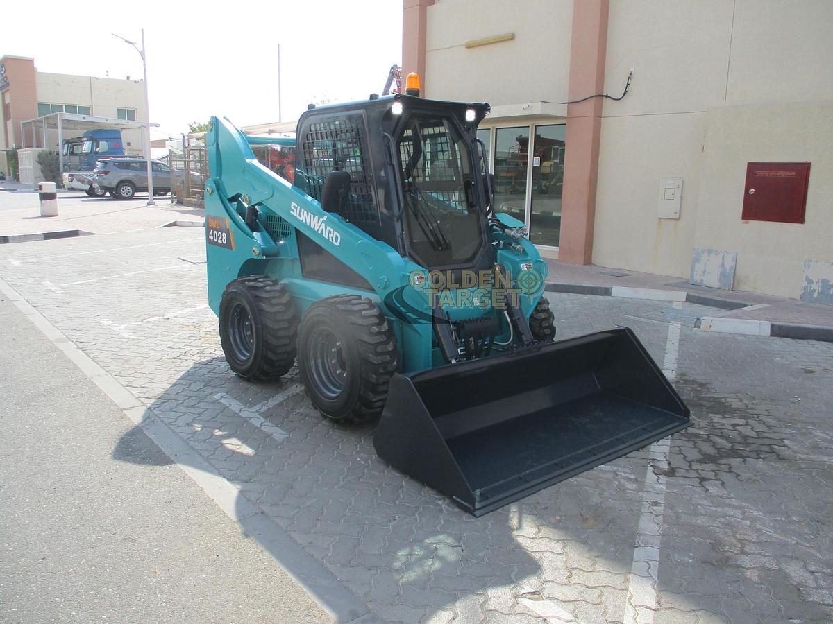 2025 SUNWARD SWL4028 Skid Steer Loader