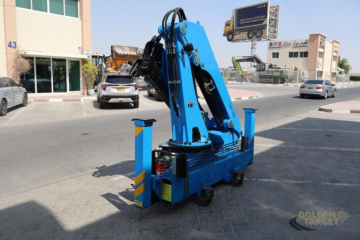 New CLW SQZ168-2 Knuckle boom (8-ton) Crane 2026