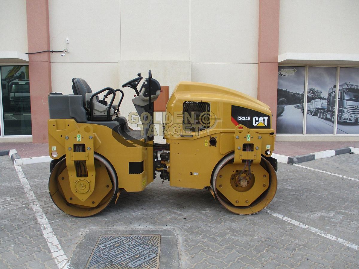 Used Caterpillar CB34B Tandem Roller 2021