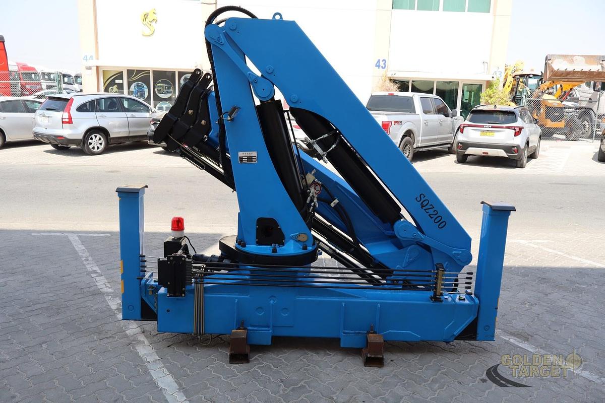 New CLW SQZ200-3 Knuckle boom (10-ton) Crane 2026