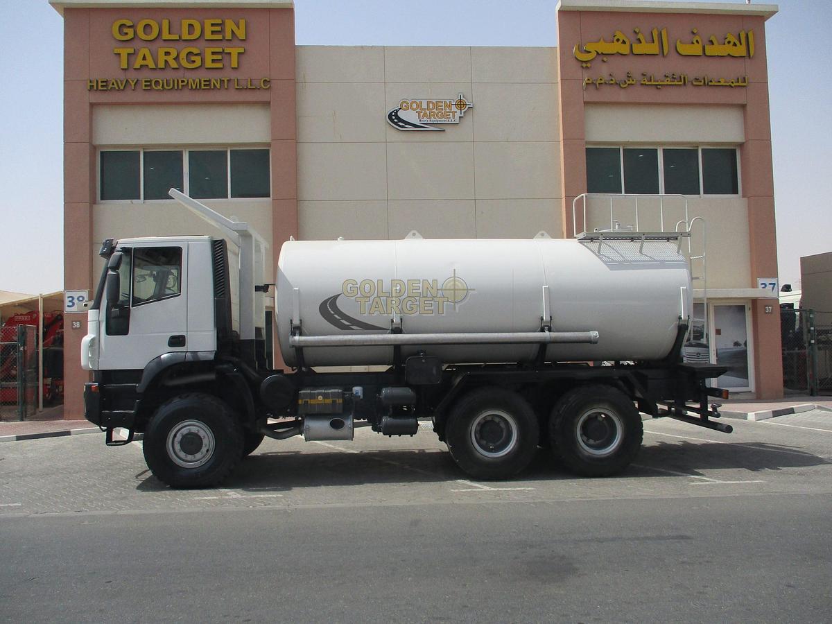 Used IVECO TRAKKER 380 6x6 Tanker Truck 2012