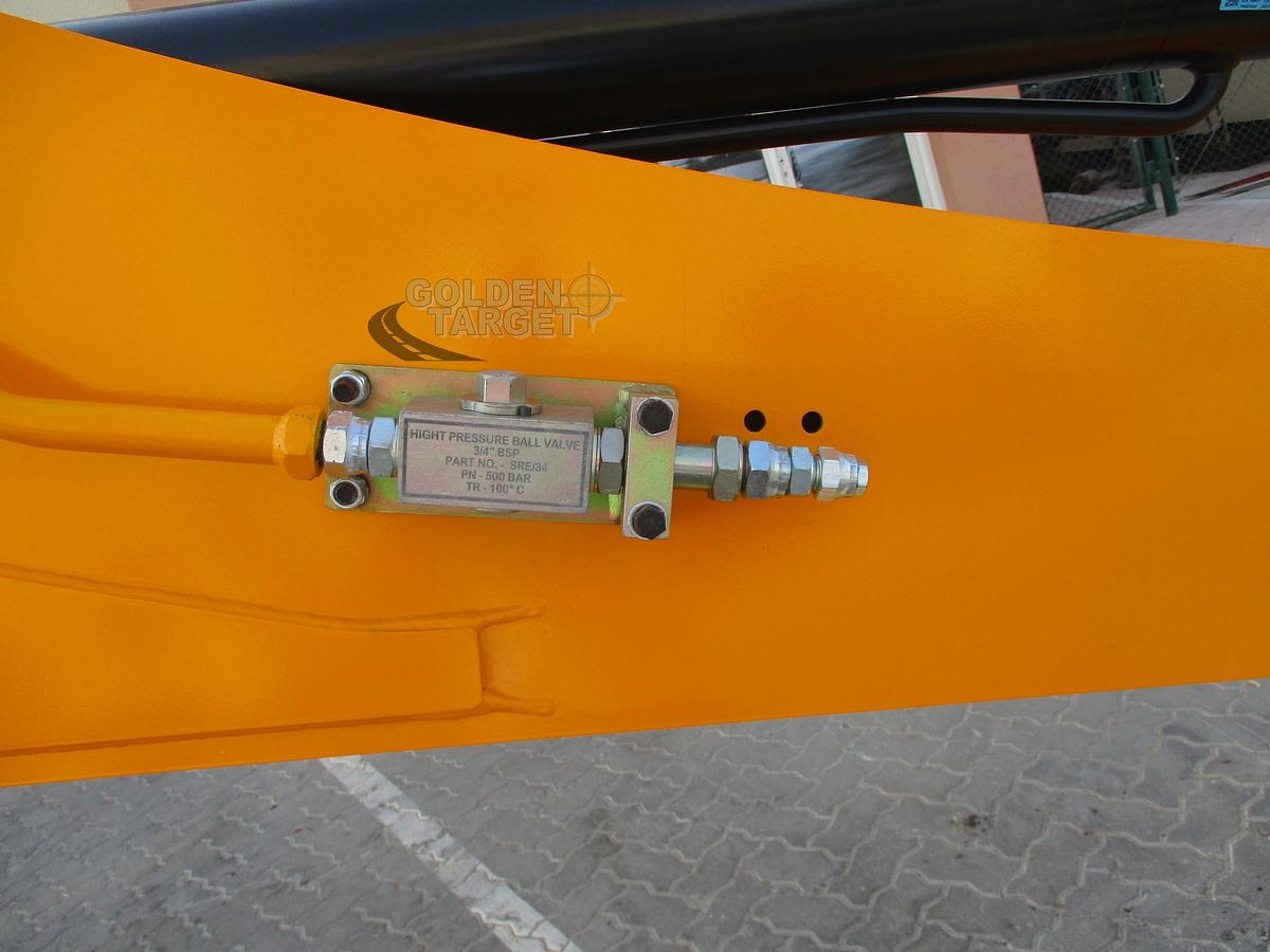 2025 JCB 3DX Plus 4x4 Backhoe Loader