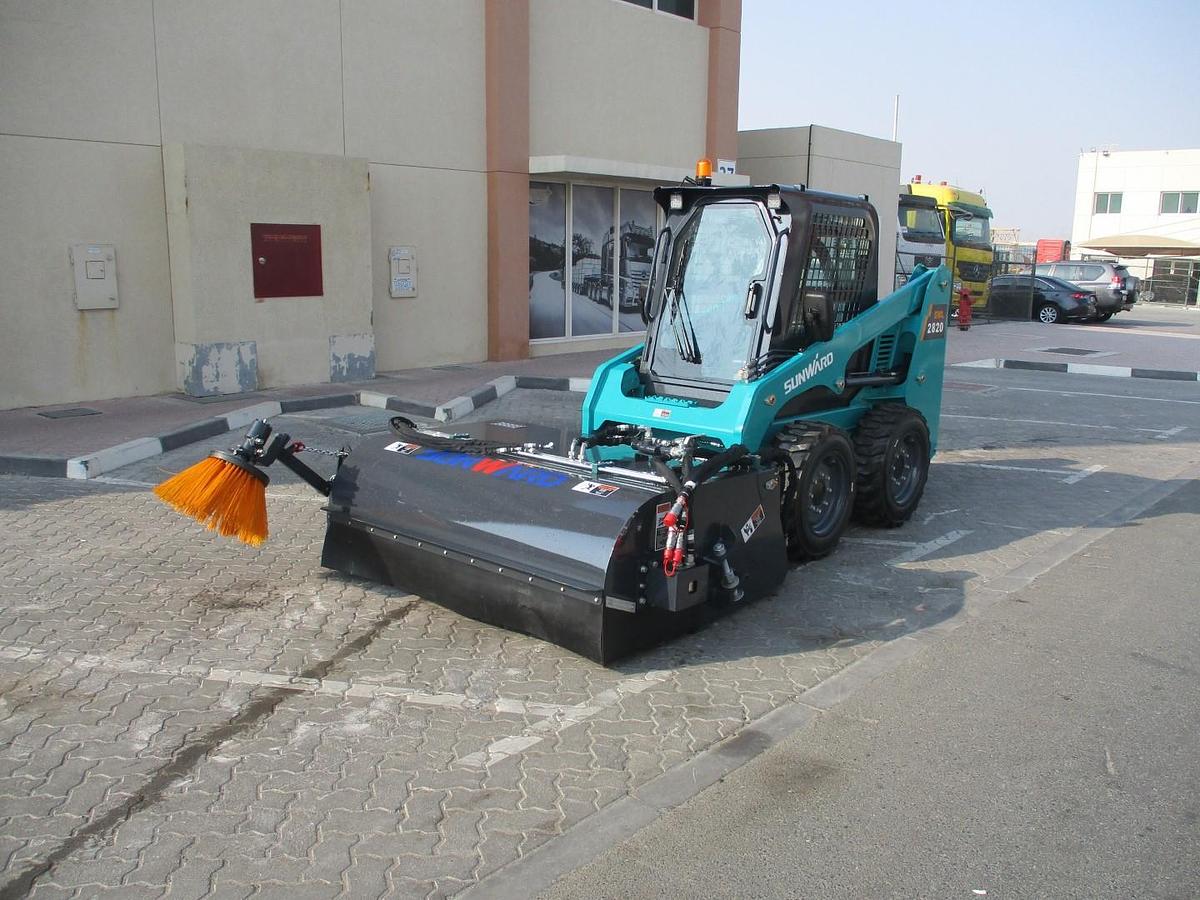 New Skid Steer Sweeper with side Brush 2025