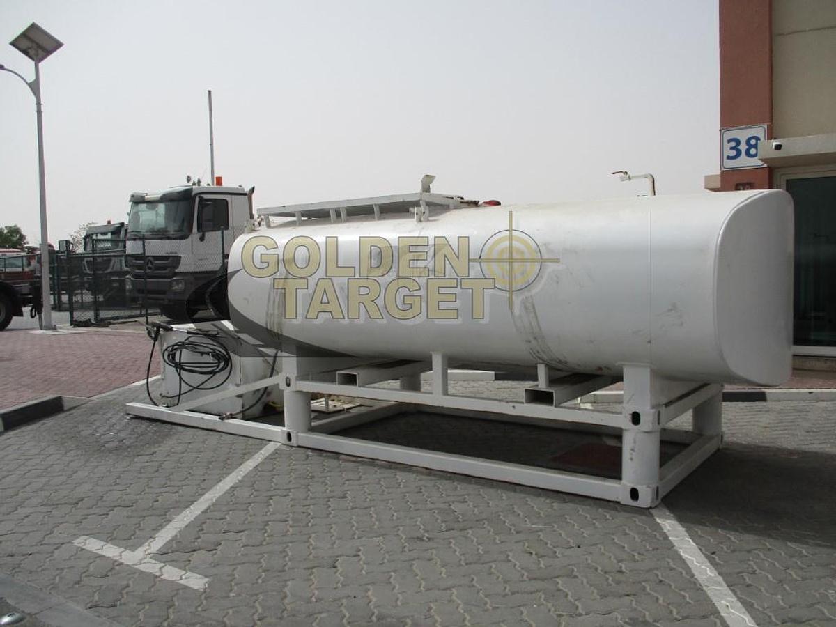 Used USED WATER TANK 10000 LITER