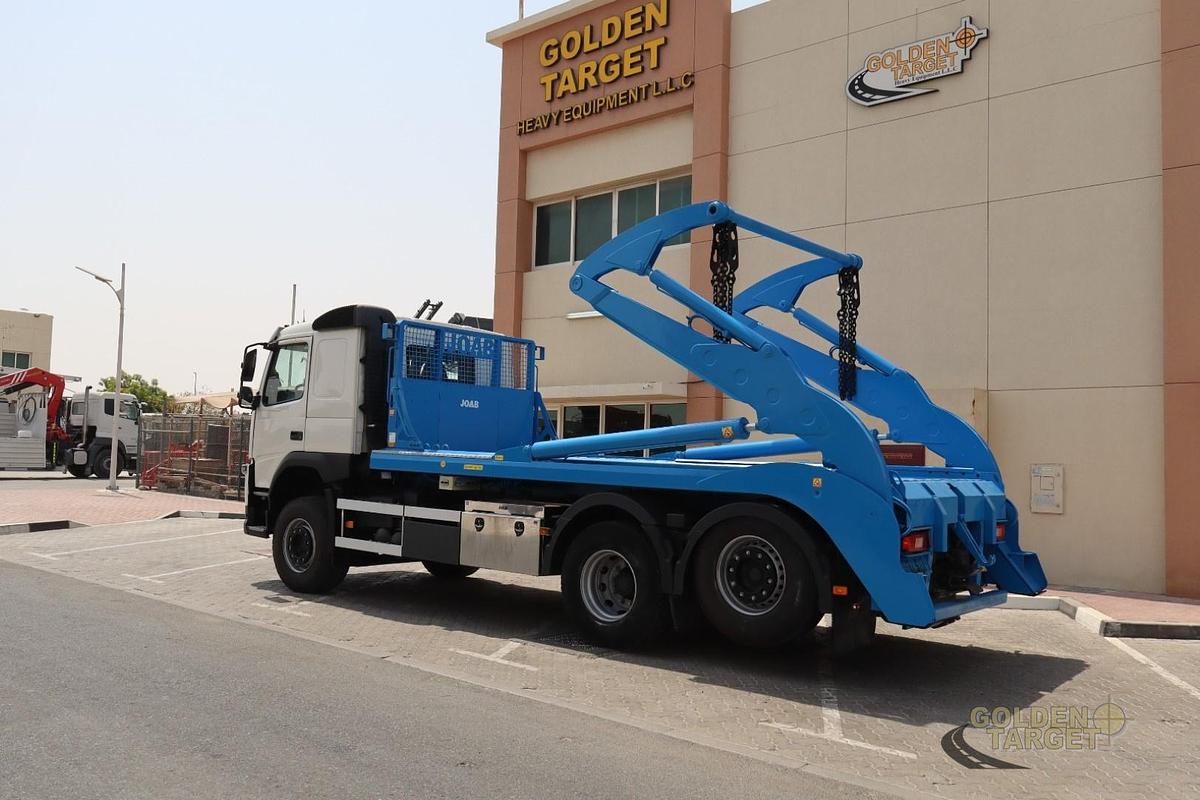 Used VOLVO  FM420 6x2 Double Skip Loader 2018