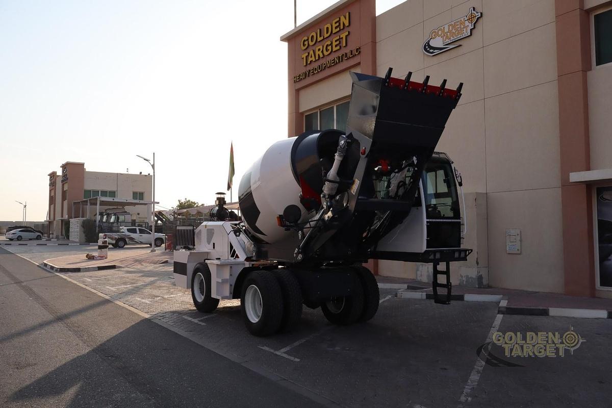 SOLUTION SC35 Self Loading Mixer 2026