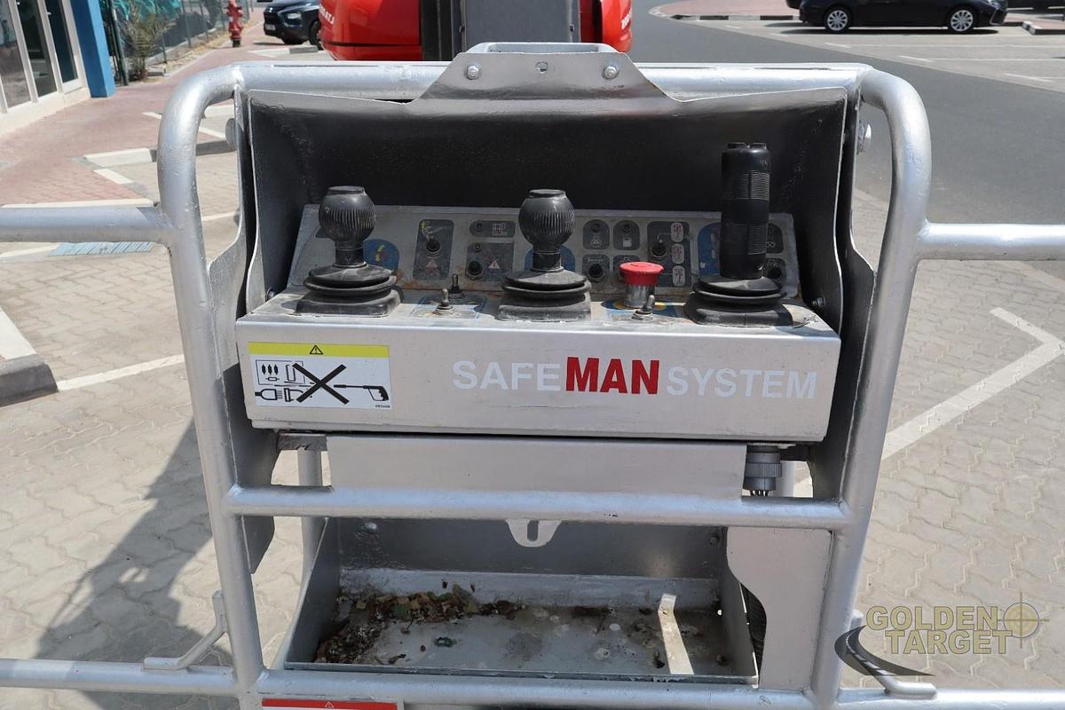 Used MANITOU 200 ATJ 4×4 Articulated Boom Lift 2009