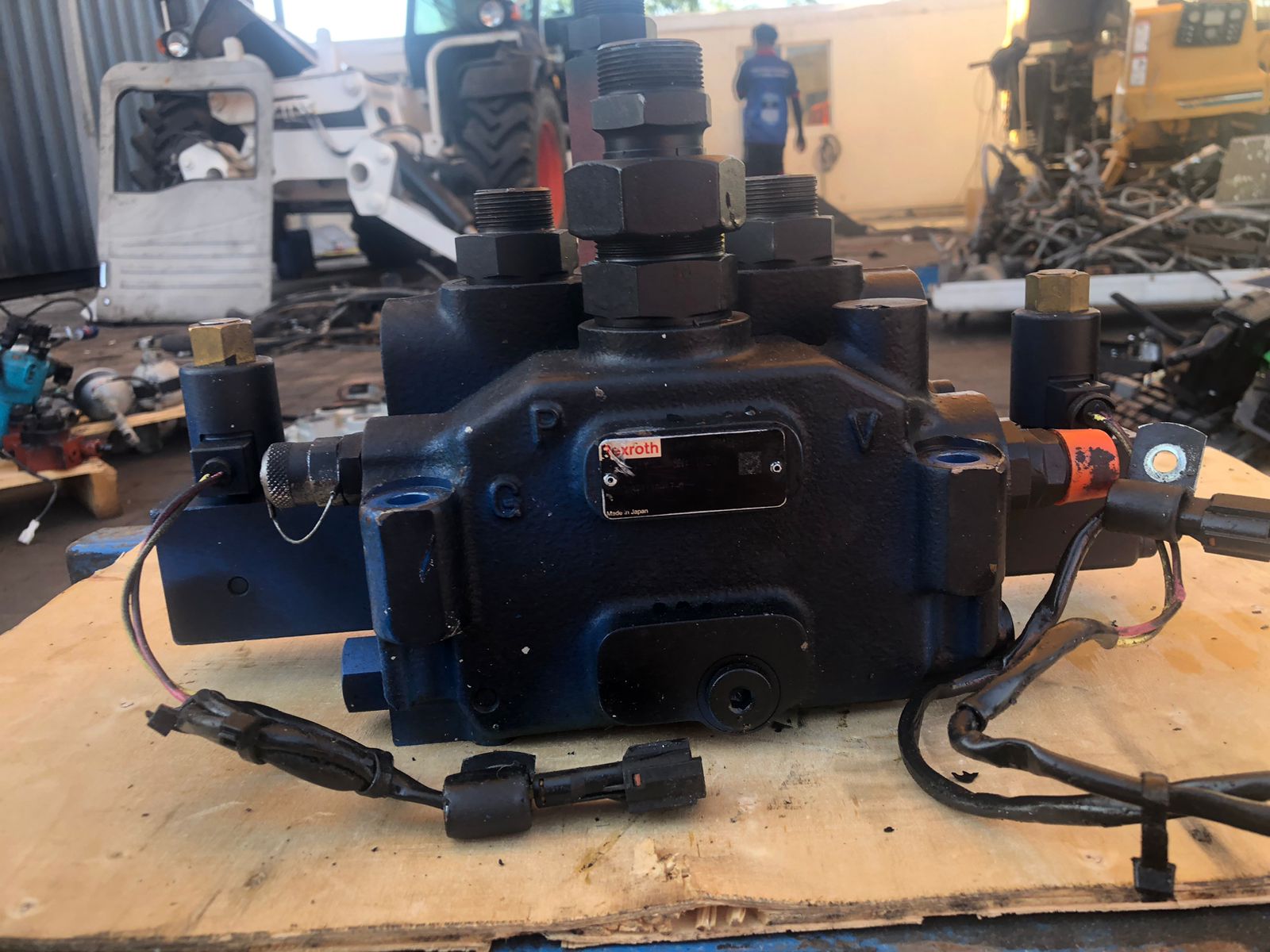 Used Tadano ATF-80 Proportional Control Valve