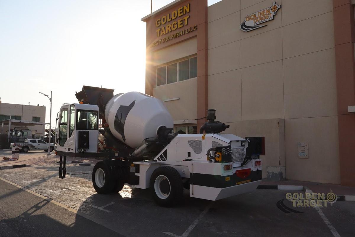 SOLUTION SC35 Self Loading Mixer 2026